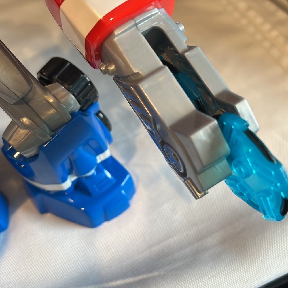 Transformer - Picture 2 of 7